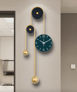 Alternative view of Horloge Design Murale Décorative en Métal Doré